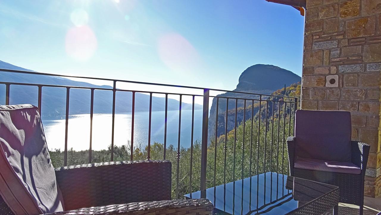 Appartamenti Villa Vagne By Gardadomusmea Tremosine Bagian luar foto